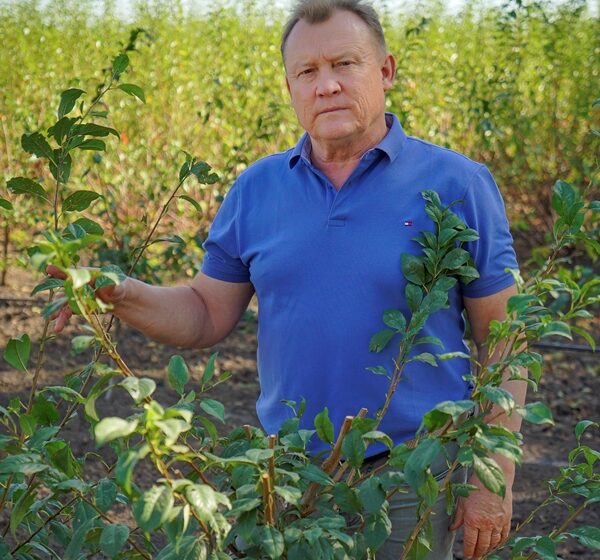  «Наші кісточкові сорти підлаштовуються під клімат та ринок», – голова ФГ «Відродження» Іван Ярмолюк