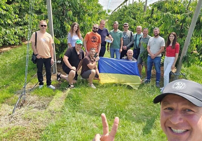  Українська делегація садівників разом із компанією Biochem Agro вивчали досвід садівництва в Бельгії