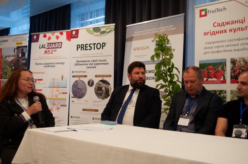  Українські аграрії нарікають на нестачу сезонних робітників і фахівців вищої ланки